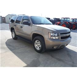 2007 CHEVROLET TAHOE LS 4X4, S/N 1GNFK13067R408585, V8 GAS, A/T, ODOMETER READING 55,048 MI
