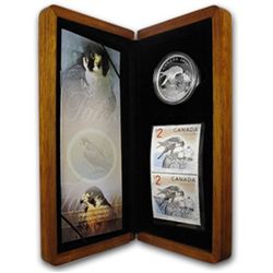 2006 1 oz Silver Canadian Peregrine Falcon Coin and Sta