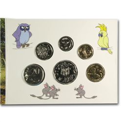 Australian 2012 Baby Set - Dot and the Kangaroo - 6 Unc