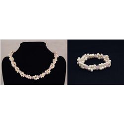 RICE PEARL & ROSE QUARTZ 515.60CTW NECKLACE & BRACELET