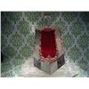 Image 2 : CRYSTAL RED SWIRL PERFUME BOTTLE