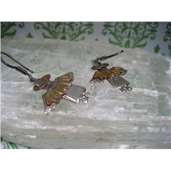 PAIR OF STERLING SILVER EARRINGS .925