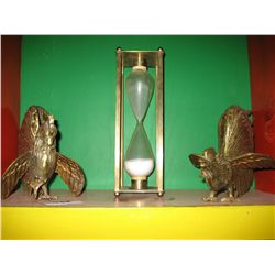 PIECE SET OF BRASS ROSTERS AND SAND TIMER