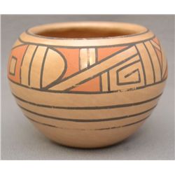SAN ILDEFOSNO POTTERY BOWL