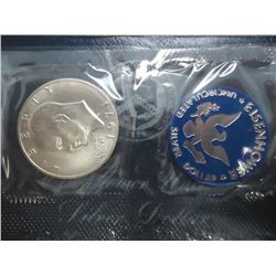 1971-S IKE SILVER DOLLAR UNC (BLUE PACK)