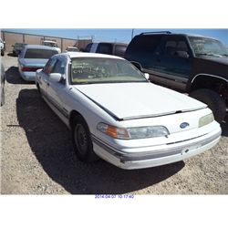 1992 - FORD CROWN VICTORIA