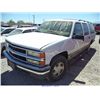 Image 3 : 1999 - CHEVROLET SUBURBAN // RESTORED SALVAGE