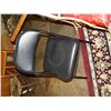 Image 1 : FOLDING BLACK CHAIR