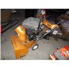 Image 3 : SNOWBLOWER - GAS - 5 HP