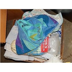 BOX OF ASSORTED LINEN AND TOWELS FROM ESTATE