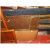 Image 1 : T.V TRAYS