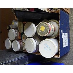BOX OF HARDWARE