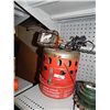 Image 1 : COLEMAN HEATER AND 12 VOLT LITE