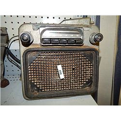 OLD MODEL ? RADIO