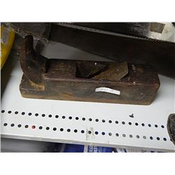 VINTAGE WOOD HAND PLANE