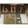Image 1 : STENCILS