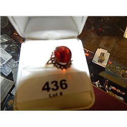 RING - RUBY-ISH STONE