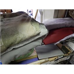 SHELF - 3 DUVETS AND SHEETS - SOME NEW