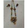 Image 2 : NECKLACE & EARINGS