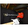 Image 2 : HARMONIX GAMING GUITAR & CHILD'S BATTERY OPERATED GUITAR