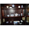Image 1 : SHELVES  OF COLLECTABLES BLUE DELFT - ALL 3 SHELVE