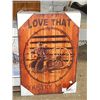 Image 1 : RUSTIC WOOD PLAQUE ART - "LOVE THAT COUNTRY MUSIC