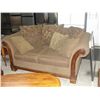 Image 2 : 2PC CONTEMPORARY BEIGE UPHOLSTERED LIVING ROOM SOFA AND LOVESEAT SET