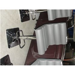 GREY AND CHROME GAS LIFT BARSTOOL