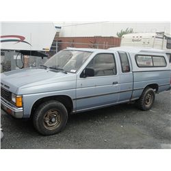 1987 NISSAN D21 KING CAB