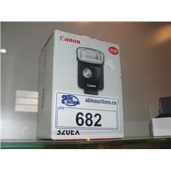 CANON SPEED LIGHT 320 EX CAMERA FLASH