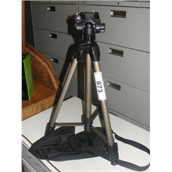 DYNEX CAMERA TRIPOD