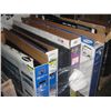 Image 1 : PALLET LOT OF 6 ASSORTED TVS FOR PARTS OR REPAIR