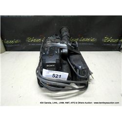 SONY CCD TR61 VIDEO CAMERA RECORDER