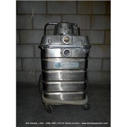 ADVANCE 116S FLOOR MACHINE