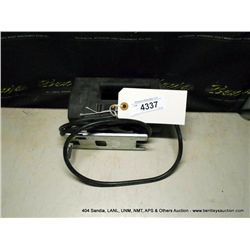 BLACK & DECKER 2.2A 3200 SPM JIG SAW