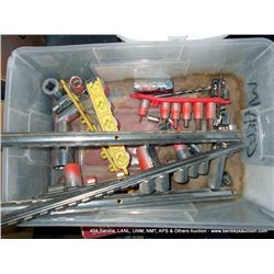 TUB/BIN-MISC-SOCKETS