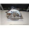 Image 1 : BLACK AND DECKER 2 1/4 HP CIRCULAR SAW