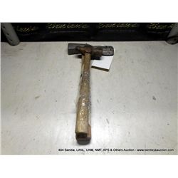 LOT: HAMMER 2X MONEY
