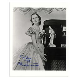 Olivia de Havilland Signed 8'' x 10'' Photo From ''Gone With the Wind''