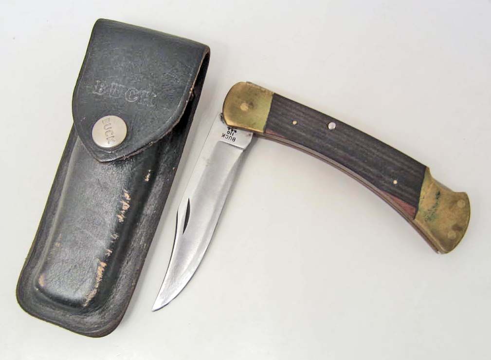 VINTAGE BUCK 110 FOLDING KNIFE W/ CASE
