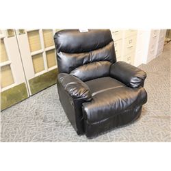 BLACK VINYL RECLINER - SMALL RIP