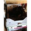 Image 1 : box lot of alien vs predator toys