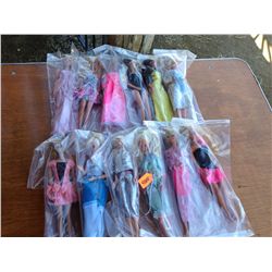 lot of 12 barbies