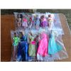 Image 1 : lot of 12 barbies