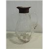 Image 2 : LOT 3 VINTAGE PYREX CREAMER, FIRE KING BOWL & OLD