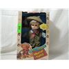 Image 1 : 1994 UNEEDA DOLL CO COUNTRY TUNES DOLL BATTERY OP
