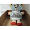 Image 3 : ANTIQUE VINTAGE CLOTH LITTLE RED RIDING HOOD DOLL