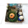 Image 2 : LOT 15 ASSORTED VINTAGE CERAMIC, GLASS COLLECTIBLE