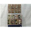 Image 9 : BINDER FULL VINTAGE BASEBALL CARDS 96 CARDS