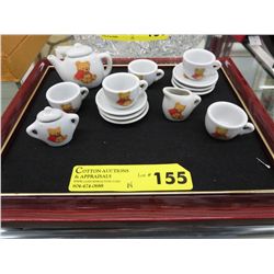 Miniature children's tea set, missing 1 cup